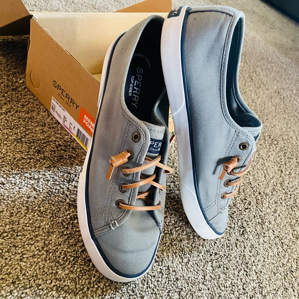 pier view grey sperry shoes